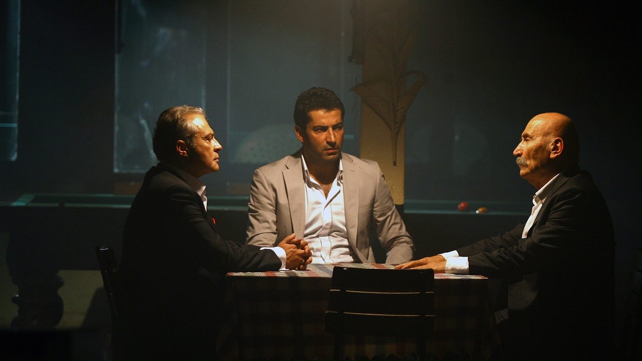 Ezel İzle